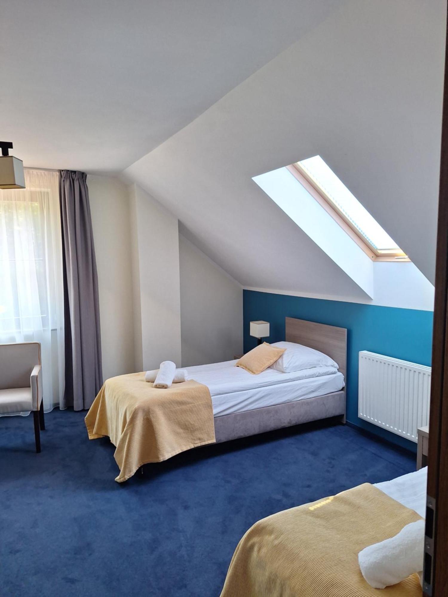 Hotel Osrodek Szkoleniowo-Wypoczynkowy "Lesnik" Stolpmünde Exterior foto